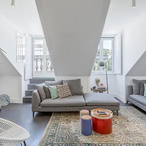  Apartment Principe Real Charming Garden View Flat At The Heart Of