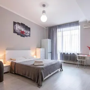  Apartment Home-hotel On Maidan Nezalezhnosti Square Ukraine
